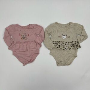 LOT OF 4 Onesies (18 months)